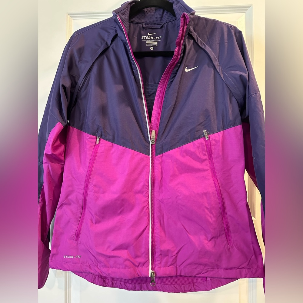 Nike runners jacket.  New without tags.